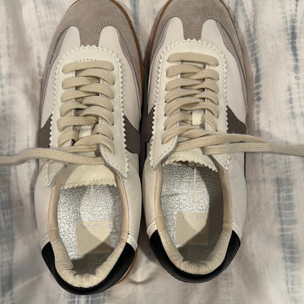 Dolce Vita - BRAND NEW - Notice Sneakers White Grey Leather